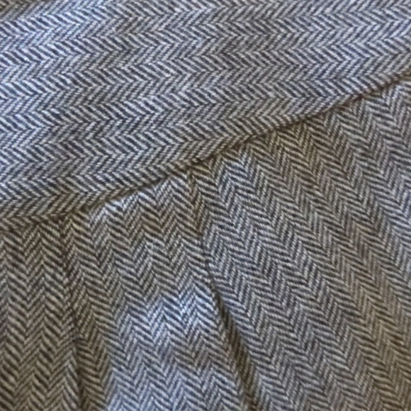 Ann Taylor LOFT Herringbone pattern Mini Skirt - Picture 2 of 6